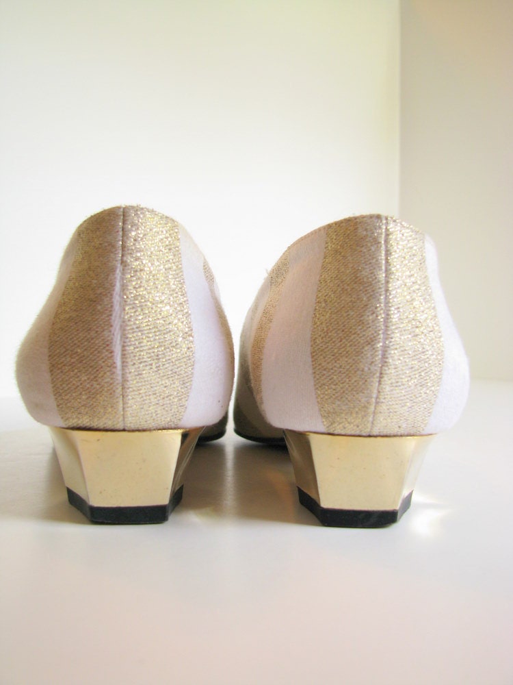 1980s Escada Shoes Gold and White Striped Vintage Flats Size 6.5 B