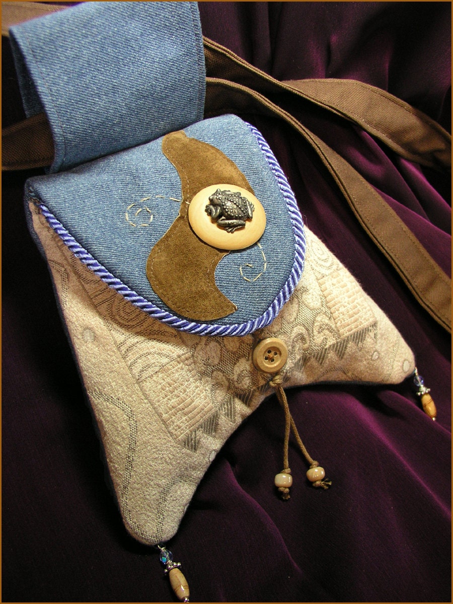 Strudy Hands Free Belt Bag Denim Pewter Frog Jeweled Pocket