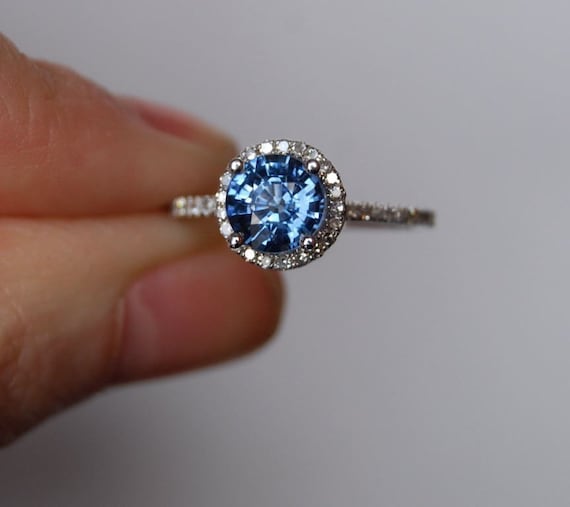 Round blue sapphire diamond ring 14k white gold