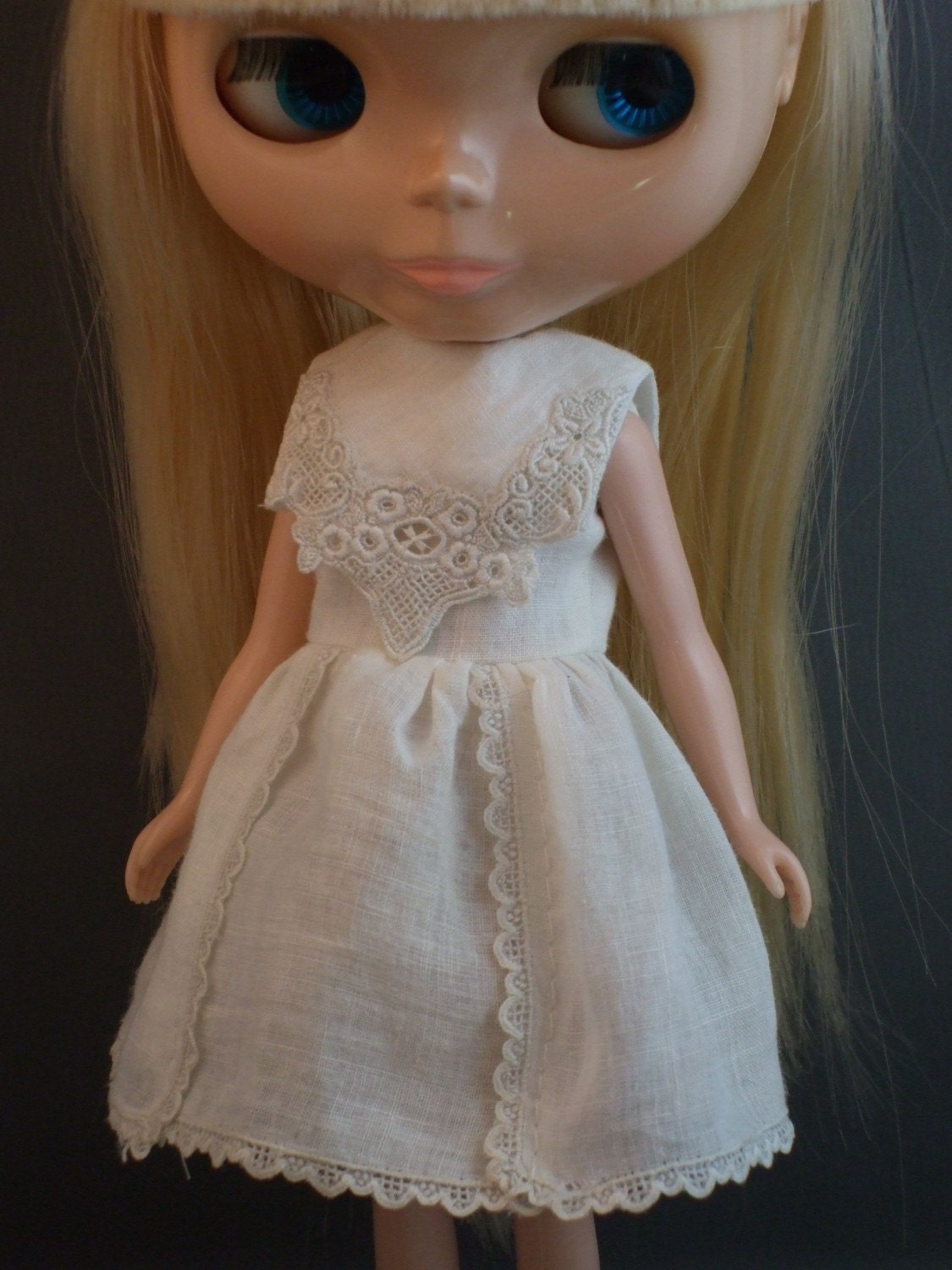 Hankie Dress Pattern  for Blythe