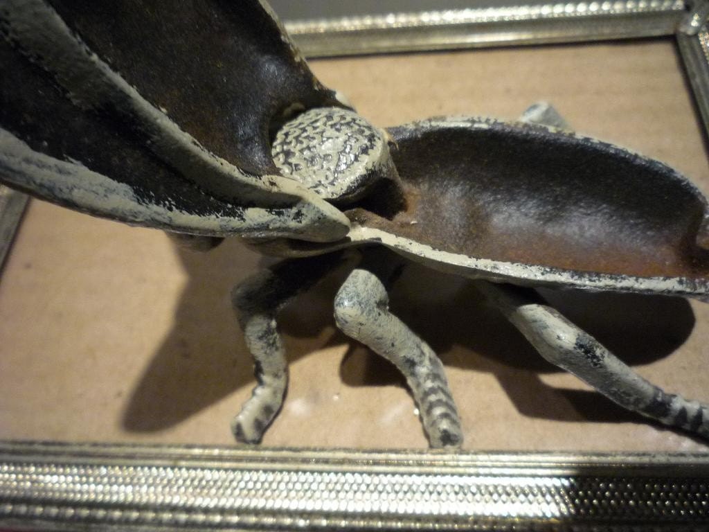 Vintage cast iron Fly trinket box or ashtray