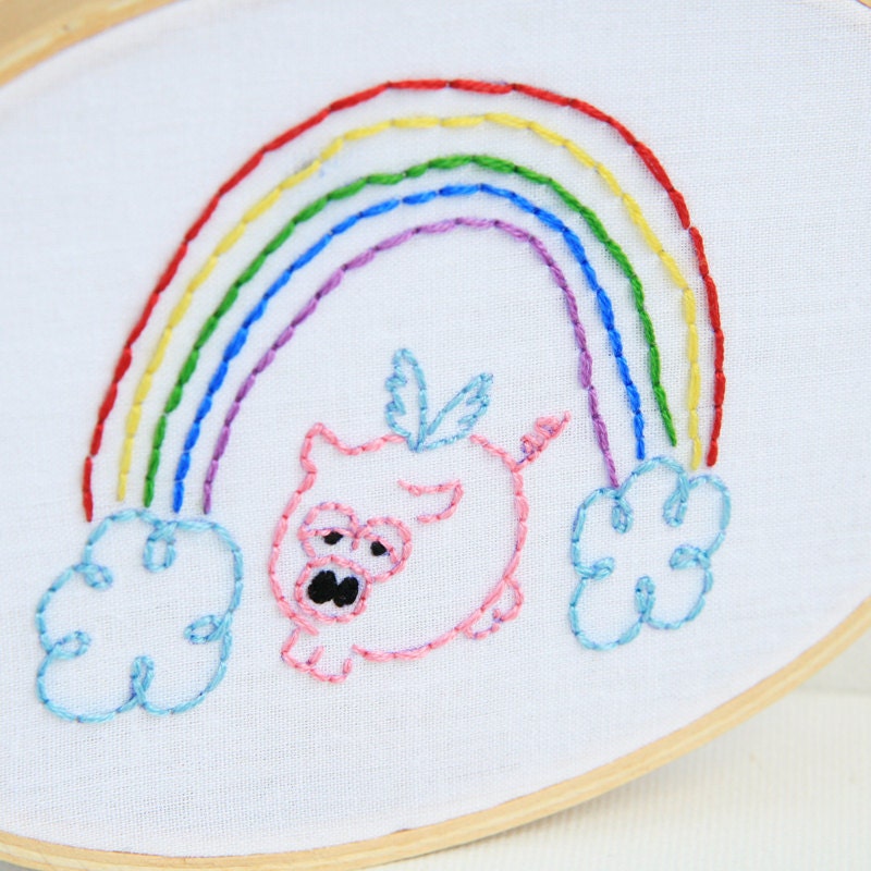 Flying Pig PDF Hand Embroidery Pattern