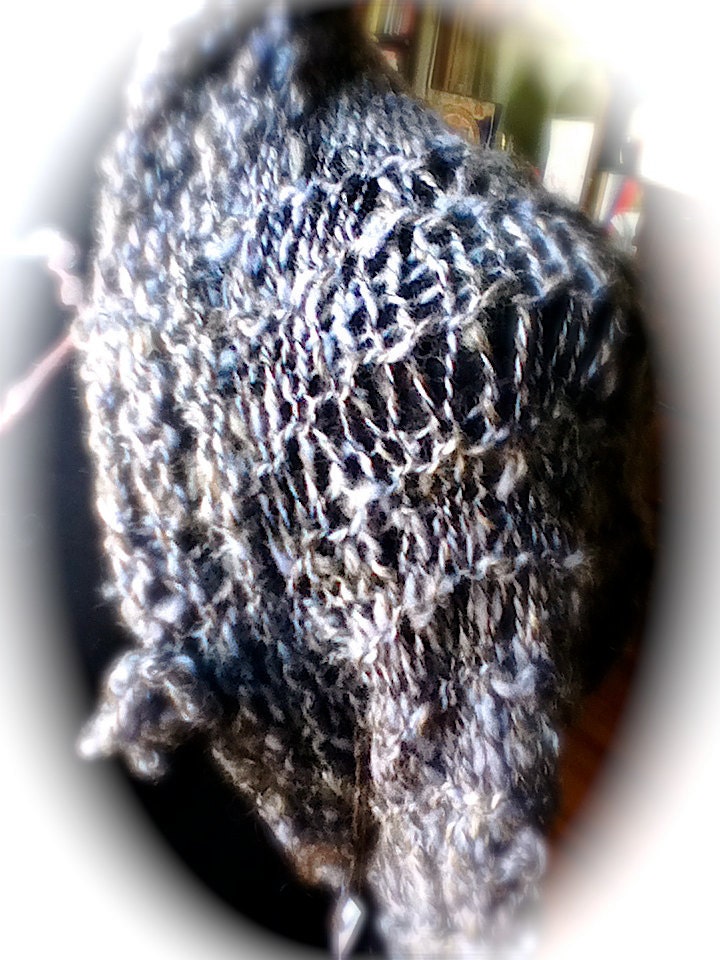 Butterfly Lace Shrug - PDF Knitting Pattern for handspun yarn - US 10/11 (6 - 8 mm)