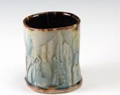 Stoneware Tumbler With Gear Texture