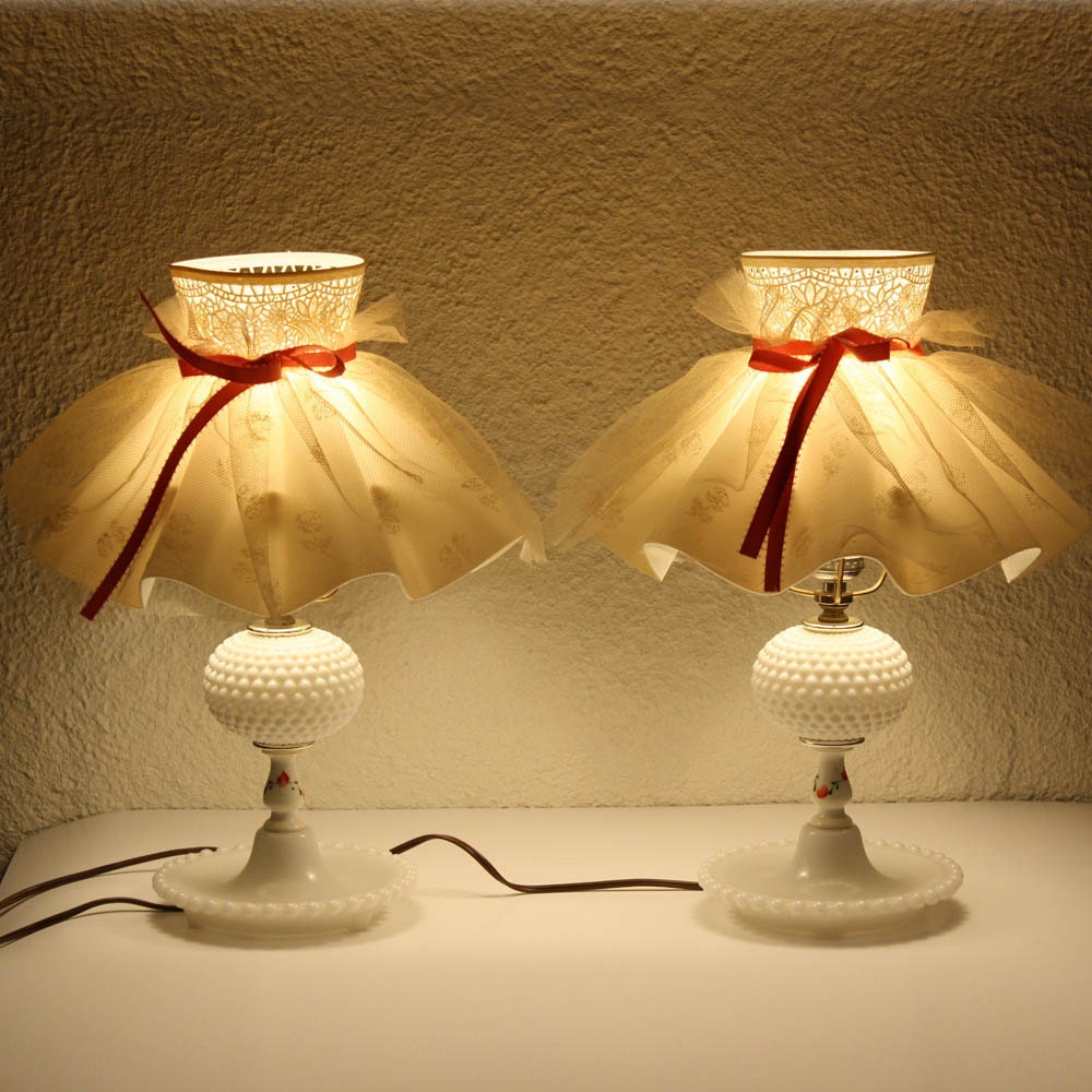 Vintage lamp pair table lamp dresser lamp by OldCottonwood