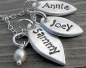 Personalized Three Petal Mom Necklace Fine Silver Handstamped PMC Pendant Pearl Mother Gift