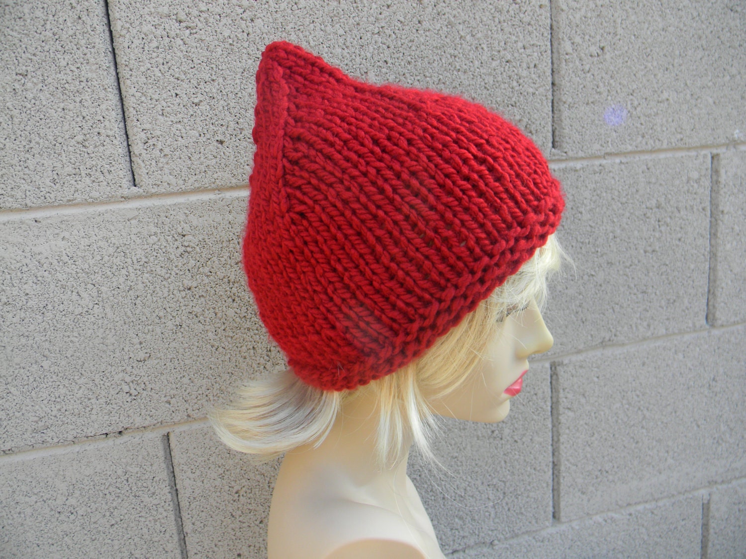 Knitting pattern for beanie, pixie cap or hat - great for beginners-