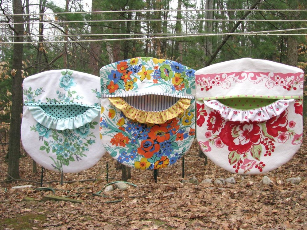 Ruffled Clothespin Bag PDF Sewing Pattern by PerfectPieLady