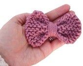 Little Knit Snap Hairclip Bow in Valentine Pink