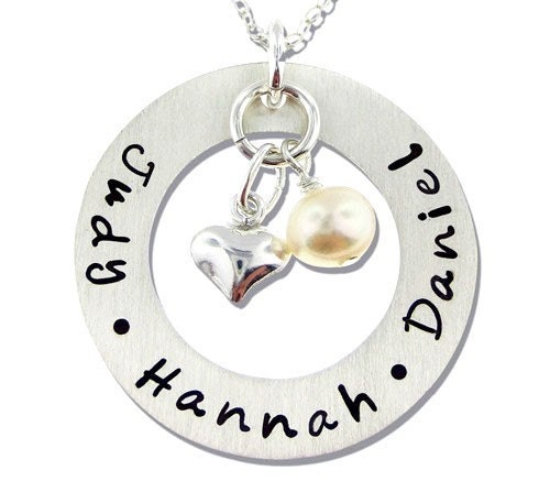 Hand Stamped Mommy Necklaces - Circle of Love - Personalized Sterling Silver Necklace with a puffy heart charm and freshwater pearl (NN040)