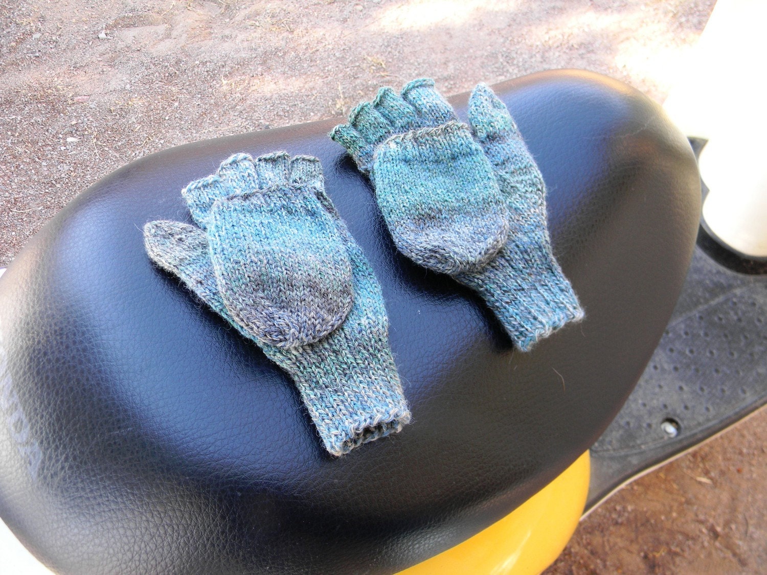 Knick Knack Knucks Pattern PDF