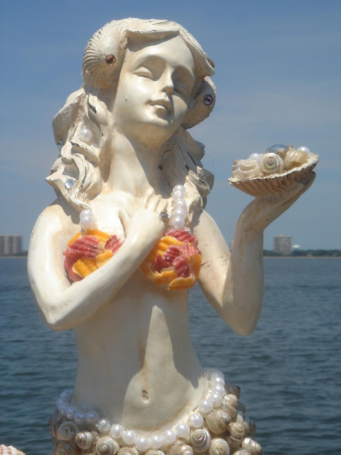 Seashell Mermaid figurine