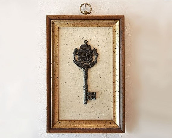 Vintage 60s Metal Skeleton Key Wall Decor by mysweetiepiepie