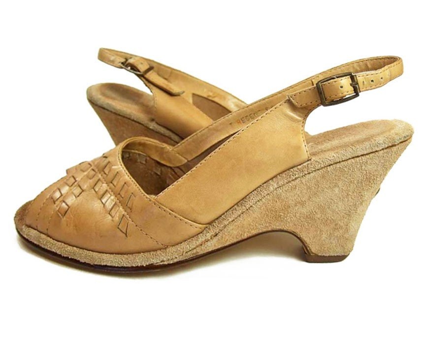 Vintage Shoes 70s Woven Wedge Suede Leather by mysweetiepiepie