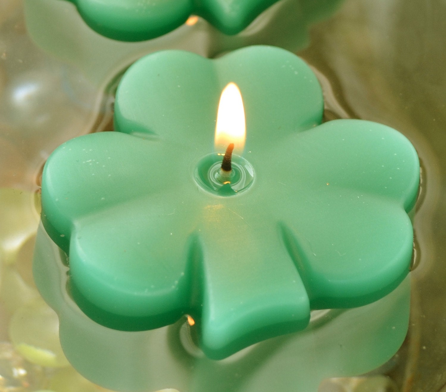 Shamrock candles for weddings parties set of 12
