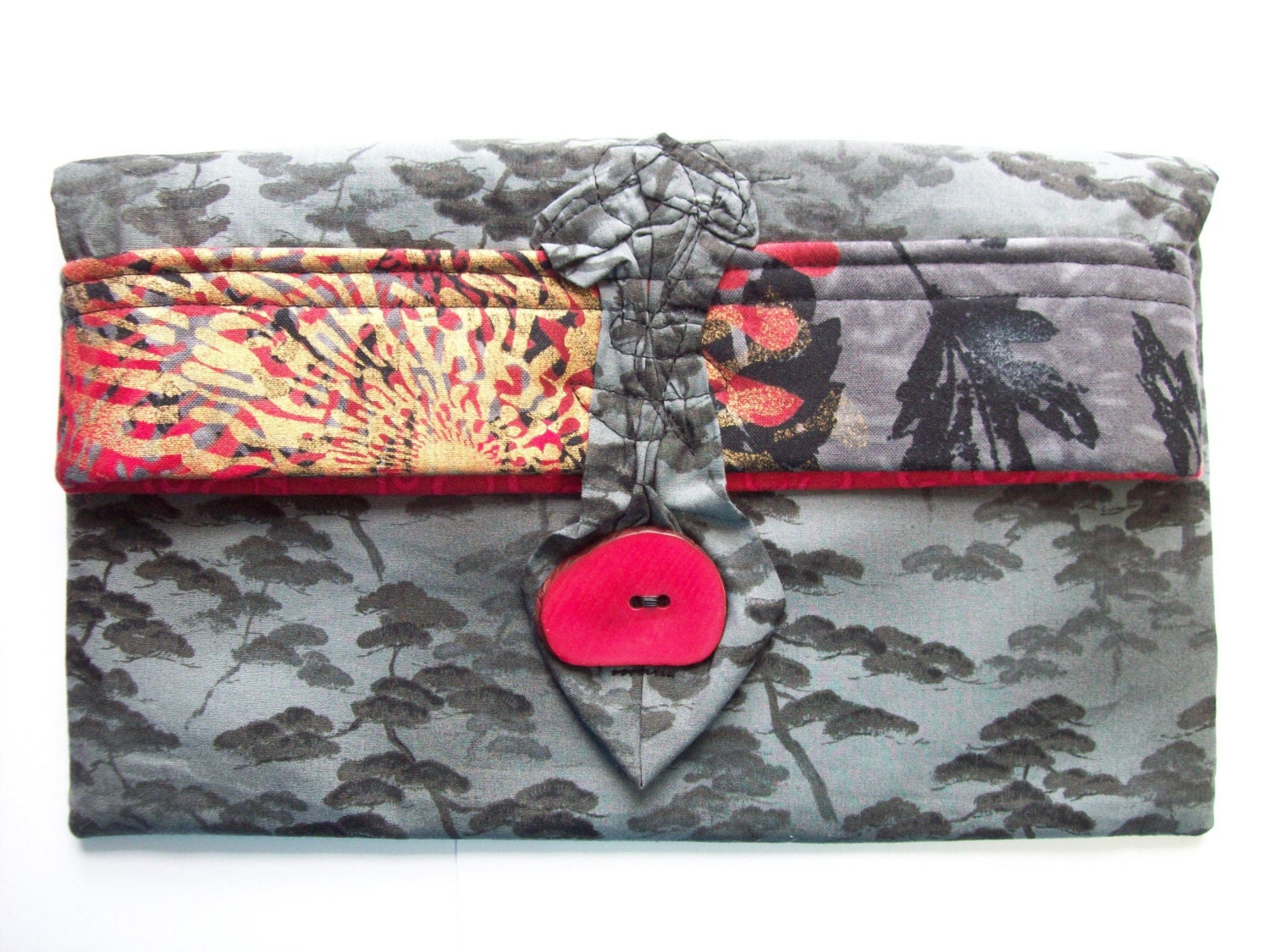 Mara Clutch