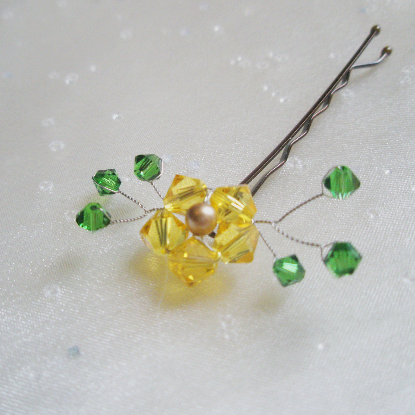 Sunflower Hair Pin - yellow crystal / gold pearl - hand beaded