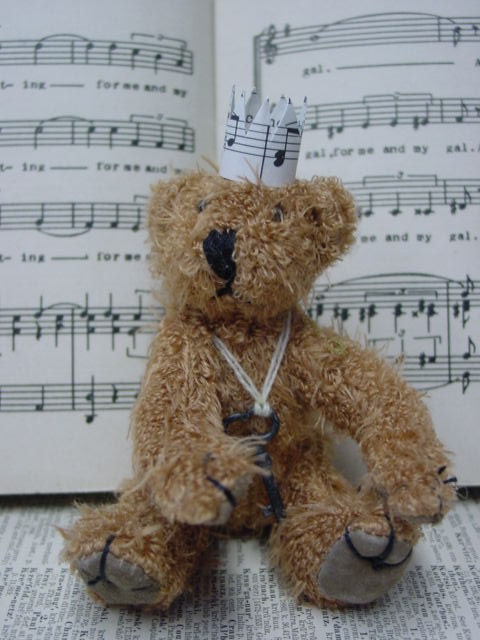 HALF PRICE SALE / tiny plush bear vintage repro with crown key and tag / encouragement / apology gift / bear collector