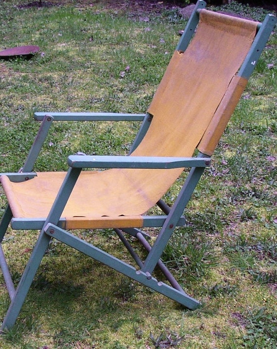 Antique LAWN, BEACH CHAIR, wood, canvas, green, mustard, folding 3 positions, Very Cool