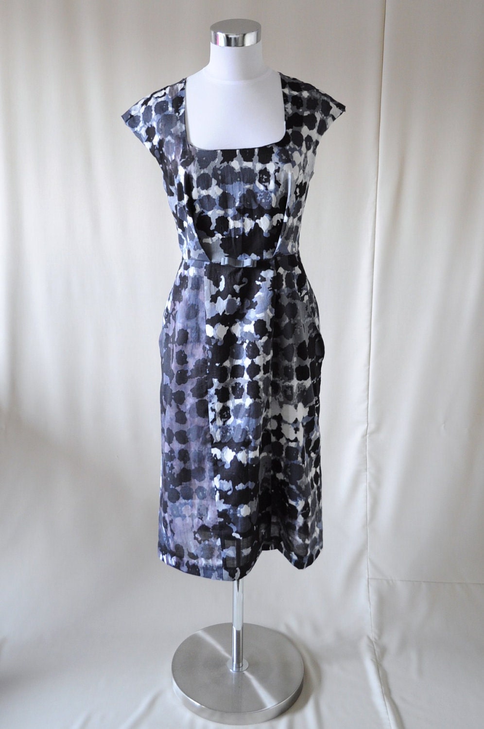 Christmas Sale 25% off Black & Gray Abstract Dot Print Dress