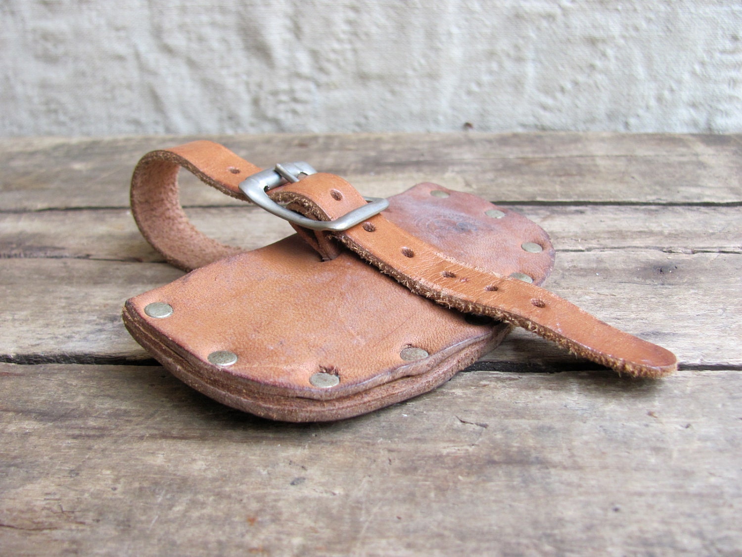 vintage c. 1950s Boy Scouts leather craft hatchet cover sheath // belt bag pouch