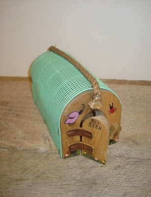 Vintage Handmade Insect Bug Cage    j - TotallyVintage