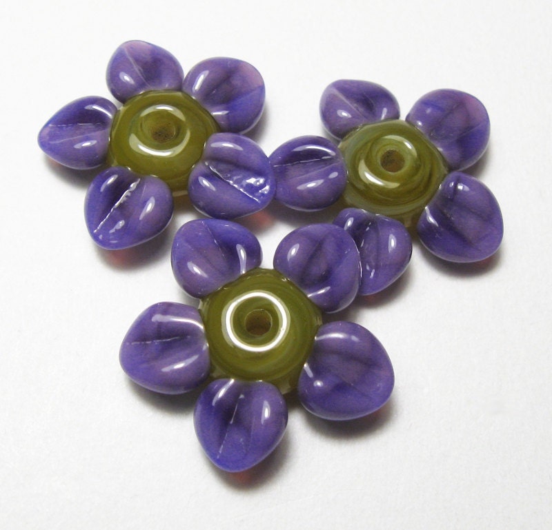 Purple Daisy Trio handmade lampwork glass flower beads for your jewellery designs