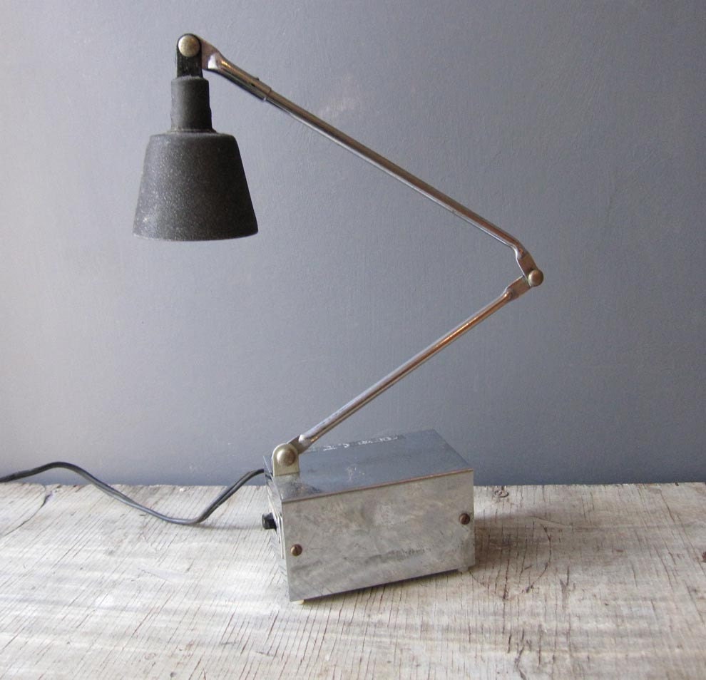 Tensor Lamp