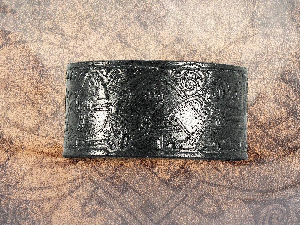 Leather Cuff - The Nordic Rabbits
