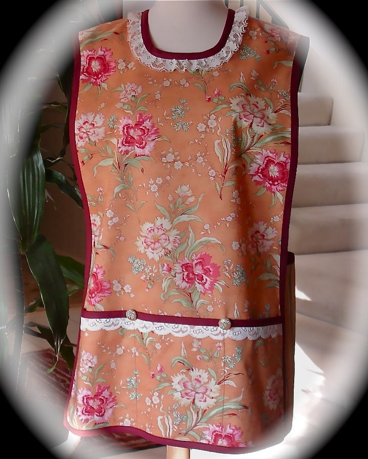 Cinnamon Girl Women's Cobbler Apron Cooking, Crafts, Gardening or any Adventure