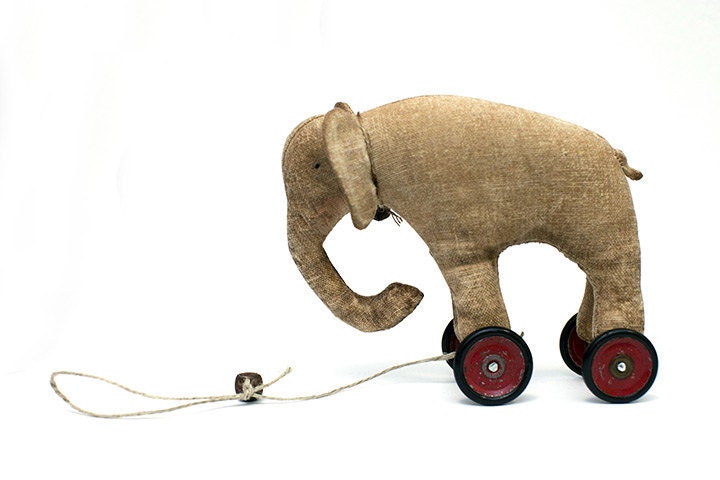 elephant on vintage Meccano wheels - northfieldprimitives
