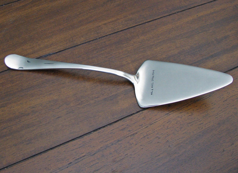 custom wedding cake server - personalize with your names, date