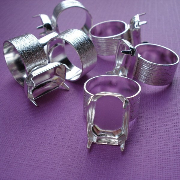 Silver Adjustable Ring with Brushed Silver Band and 18x13mm Octagon Setting (1)
