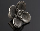 Clover Flower Pewter Knob