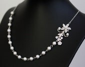 White Pearl Bridal Necklace, Vintage Rhinestone Flower, simple wedding necklace,  Wedding Jewelry Violet