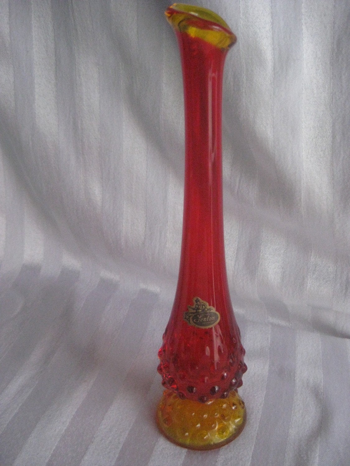 Glass Vase Red Orange by Fenton by keaoks on Etsy