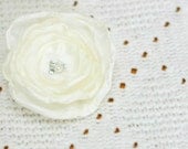 Signature Sweet 'Jemma' Flower Clip. Butter Cream.