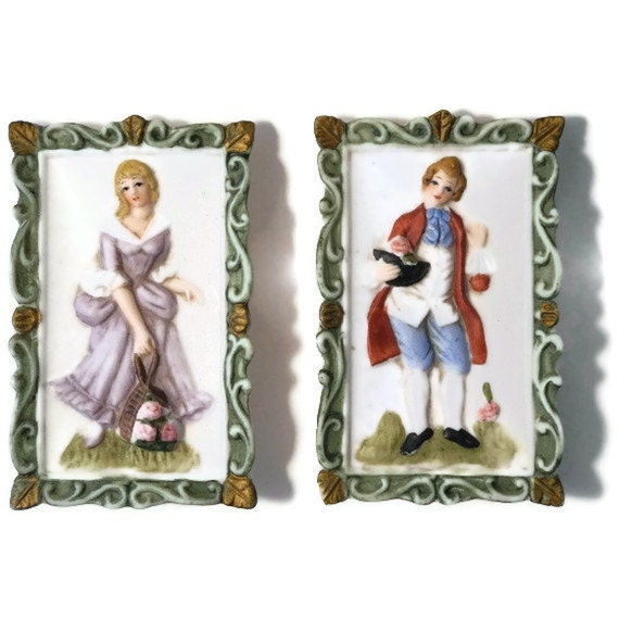 Wall Plaques  Victorian Couple Bisque