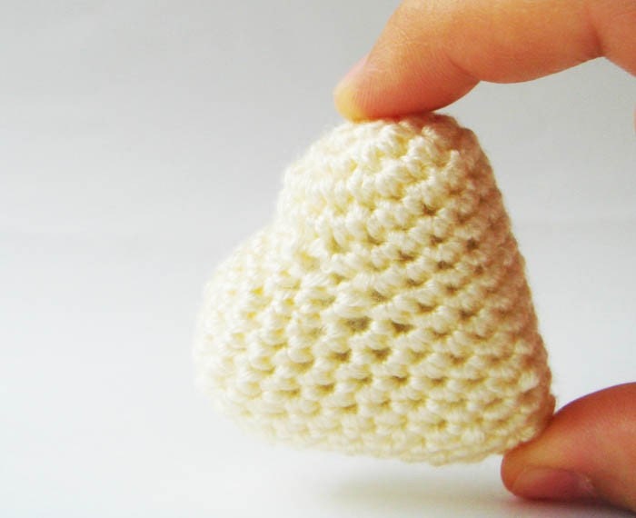 LOVE valentine heart crocheted sale