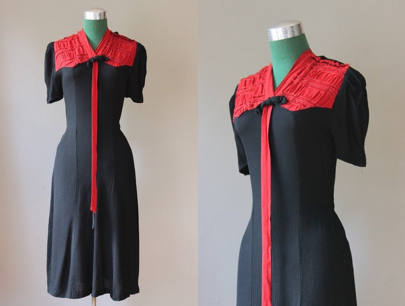 1930s Dress / Vintage 30s 40s Black and Red Colorblock Bow Dress