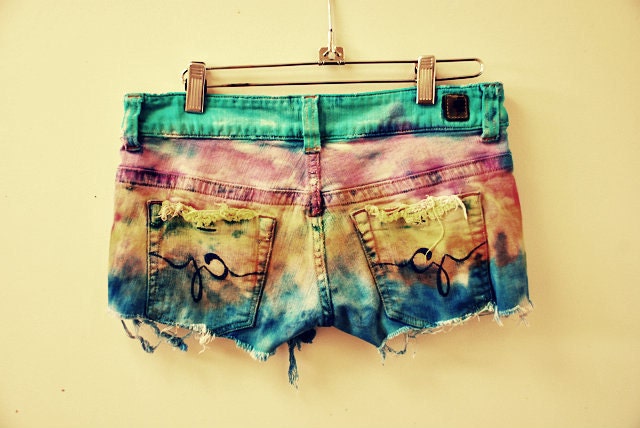 Cecilia. ombre. boho. tie dye. hippy. rocker. short shorts.