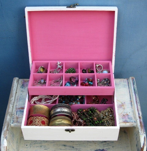 Shabby Chic Wooden Jewelry Box Cream & pink