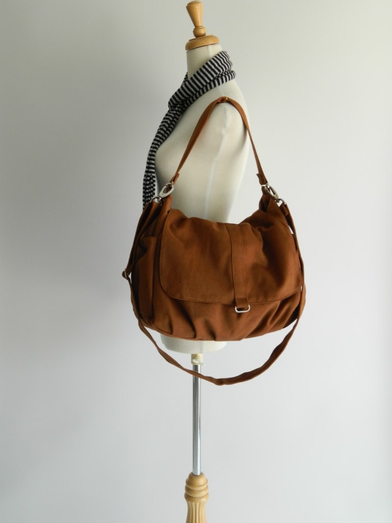 SALE - 10% OFF - Daniel in cognac  // Shoulder bag / Messenger / tote / Diaper bag / Handbag / For Her / new Mom / Women