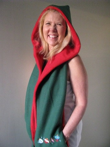 Retro Merry Christmas Hooded Scarf with Pockets