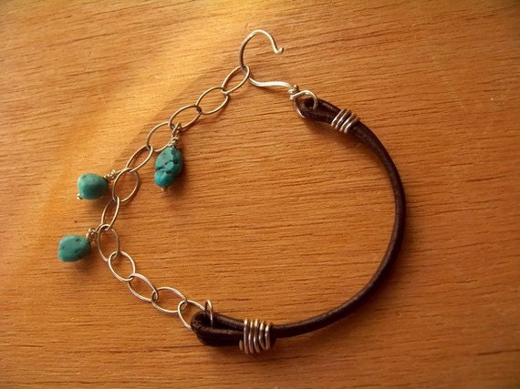 turquoise, silver & leather bracelet - FREE SHIPPING in US and Canada