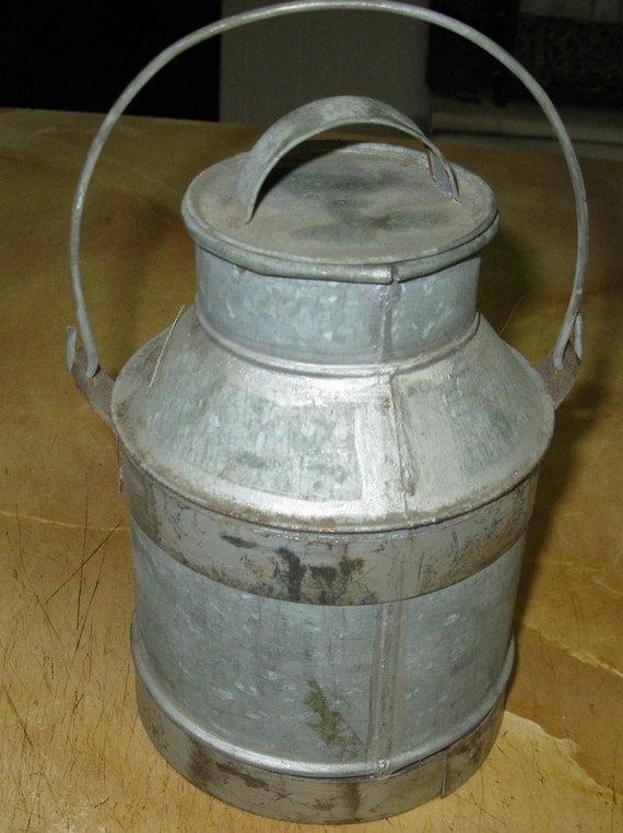 Antique Galvanized Metal 1 Quart Milk Pail by Gypsygirltrinkets