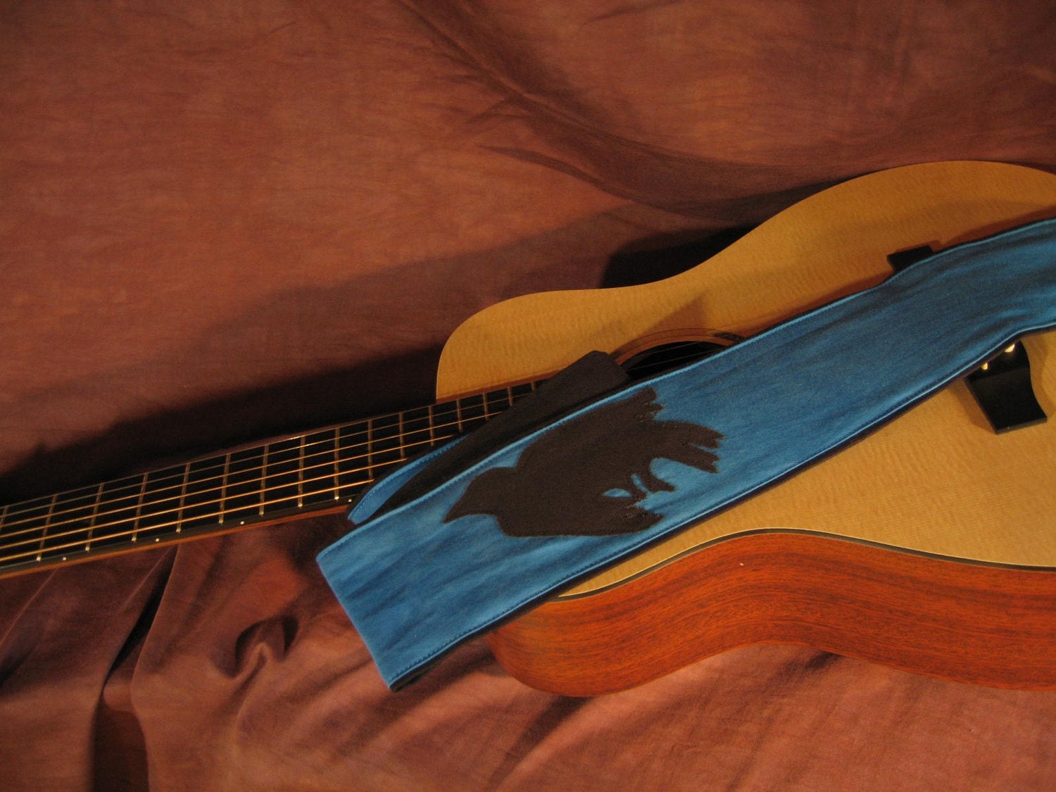 Vegan Guitar Strap, Murder of a Crow Design