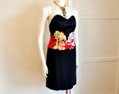 1980s dress / Vintage 80's Geoffrey Beene Sequin Embroidered Poppy Strapless Dress