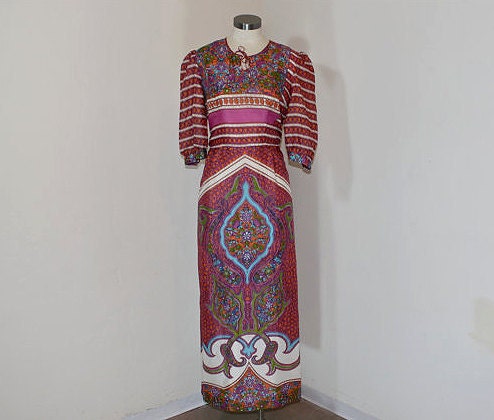 1960s dress / Age of Aquarius Vintage 60s Vera Mont Op Art Maxi Dress