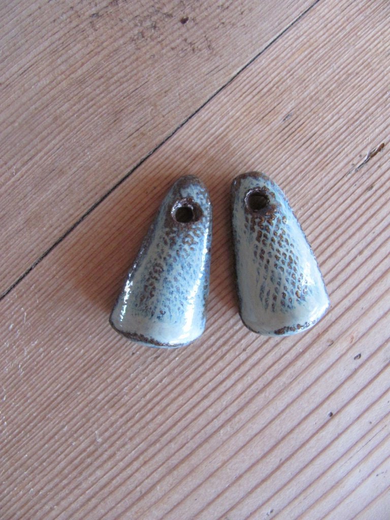 Pair of earring beads